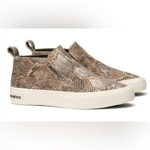 SeaVees Huntington Middie Mulholland- BRAND NEW with box!!